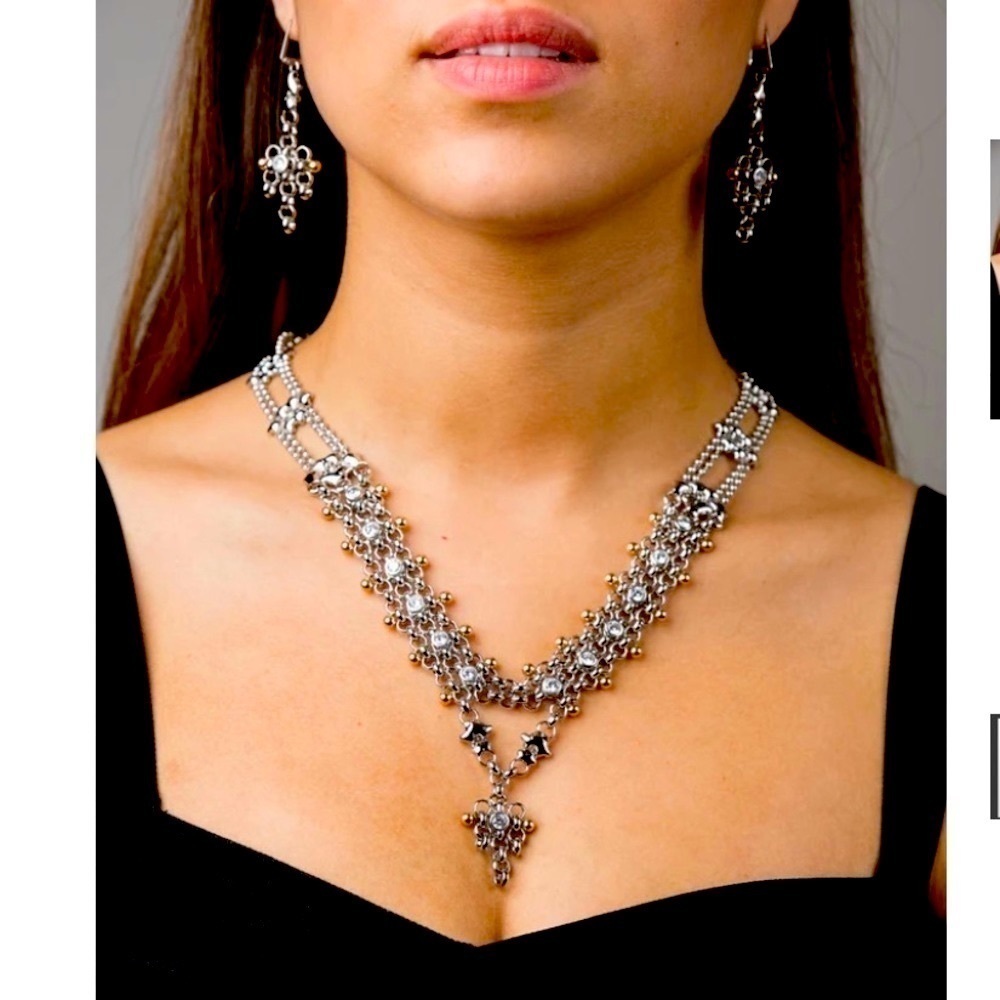Liquid Metal Necklace - Picture 3 of 3
